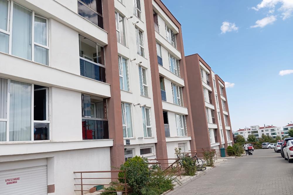 CENTURY 21 VİZYON'DAN IHLAMURKENT 'TE 3+1 HAVUZLU SATILIK DAİRE