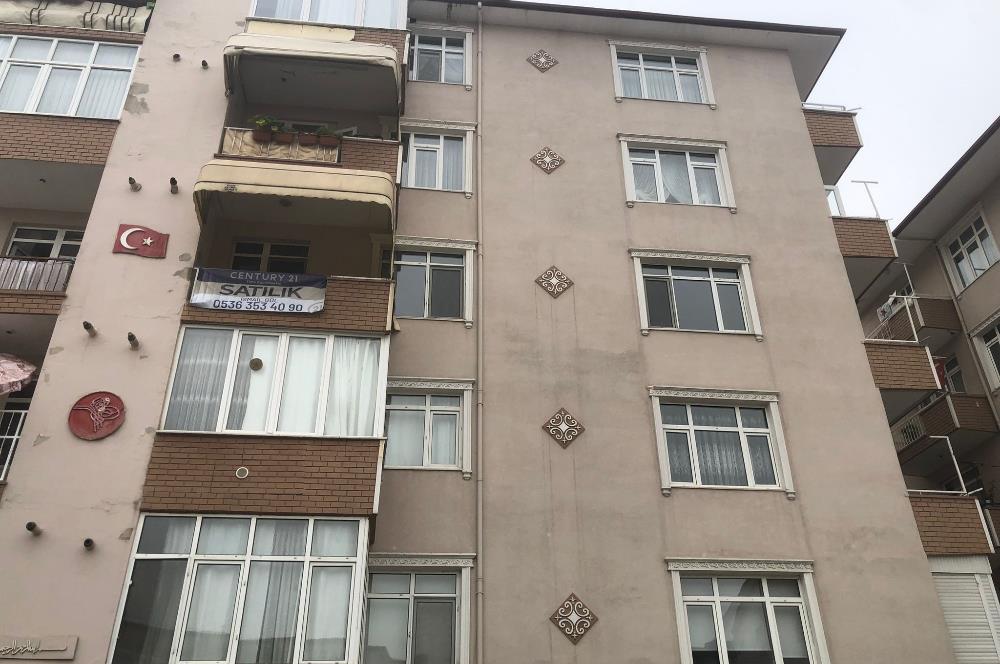 GÖLCÜK YENİ OTOGARA YÜRÜME MESAFESİ İÇİ YAPILI 3+1 KİRALIK DAİRE