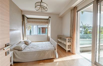 Bodrum Torba Park Azur Denize Sıfır 7+1 Satılık Villa