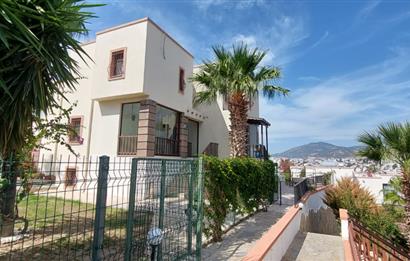 Bodrum-Eskiçeşme havuzlu site içerisinde  müstakil villa