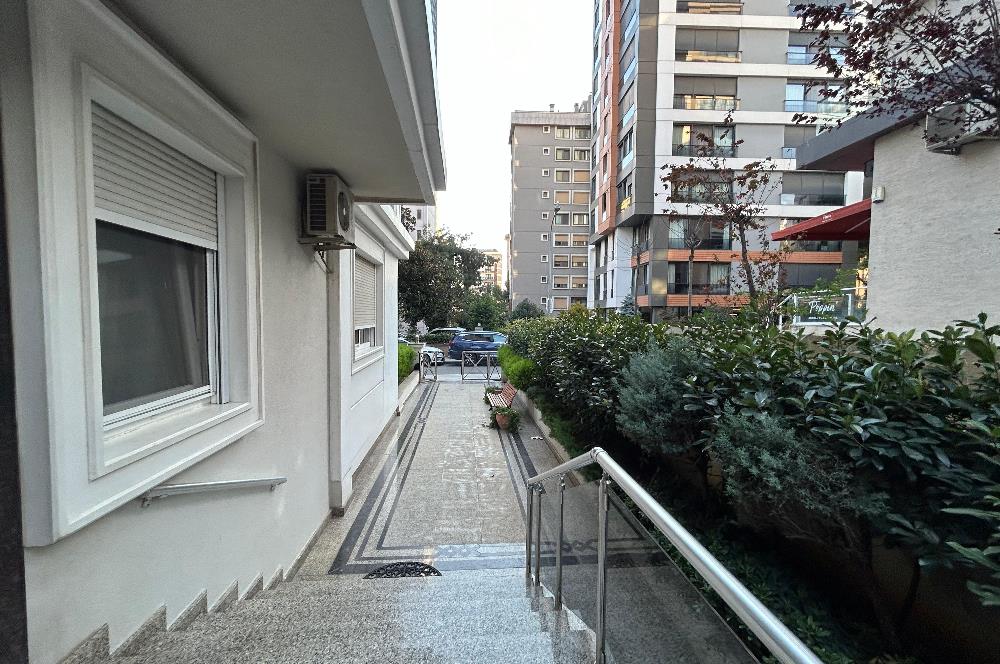 KADIKÖY SUADİYE DE - EŞYALI - 2+1 DAİRE KAÇIRMAYIN