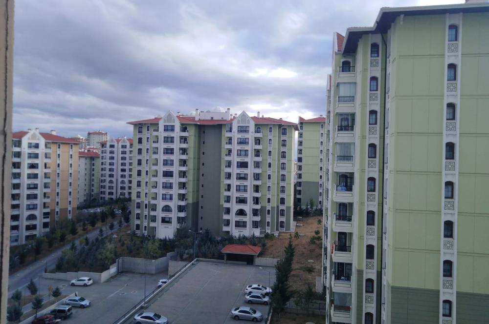 KUZEYKENT 686 ETAP GÜNEY CEPHE KATTA 3+1 KİRALIK DAİRE