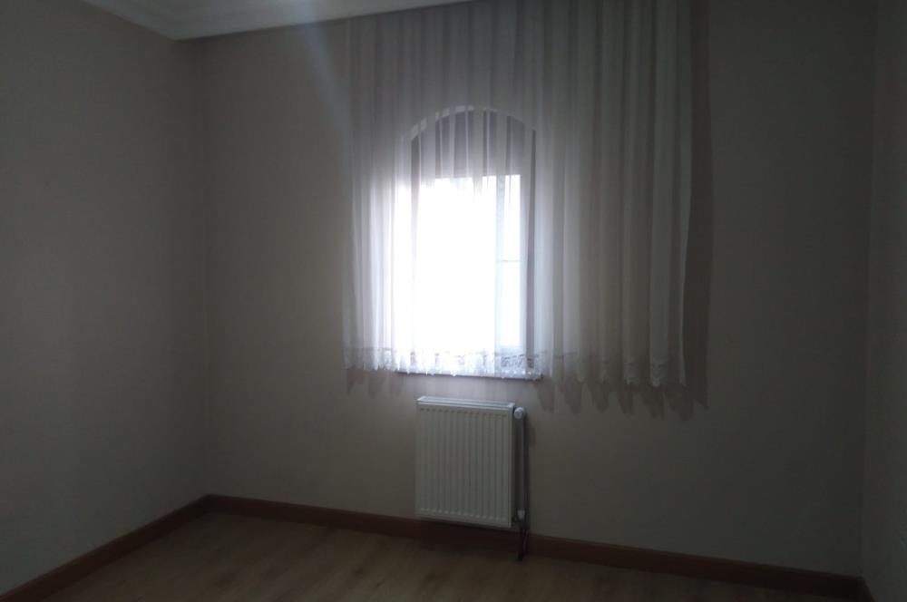 KUZEYKENT 686 ETAP GÜNEY CEPHE KATTA 3+1 KİRALIK DAİRE