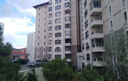 KUZEYKENT 686 ETAP GÜNEY CEPHE KATTA 3+1 KİRALIK DAİRE