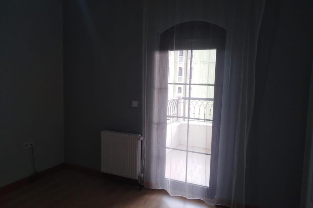 KUZEYKENT 686 ETAP GÜNEY CEPHE KATTA 3+1 KİRALIK DAİRE