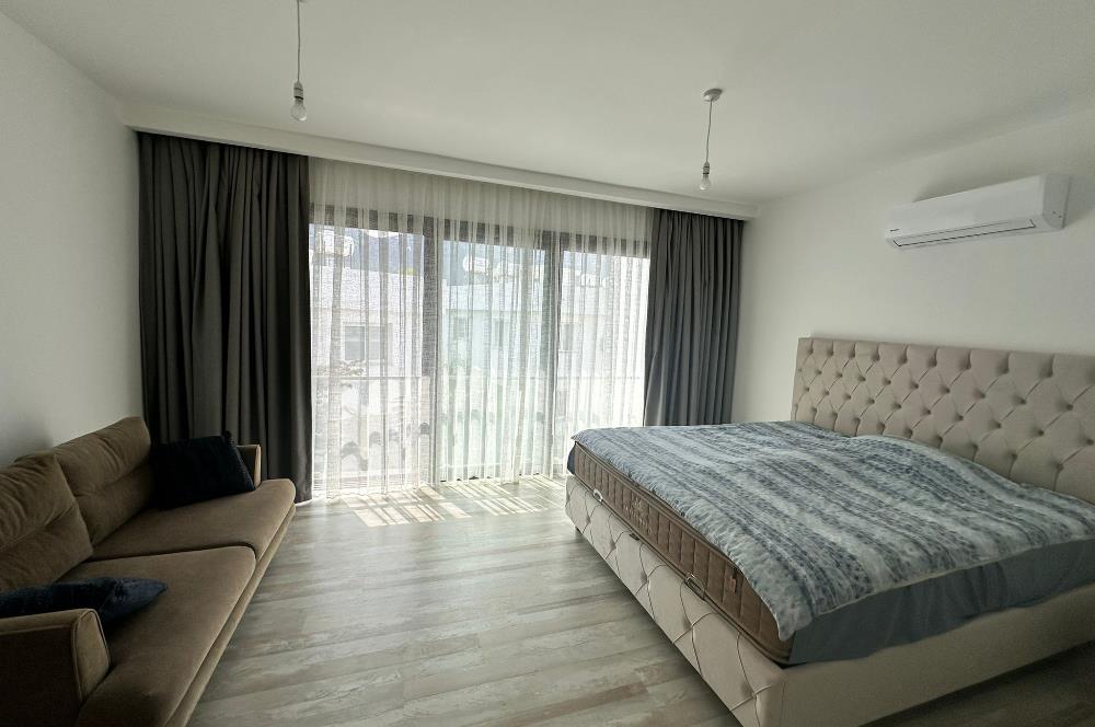 Girne Zeytinlik'te satılık 3+1 Tripleks villa