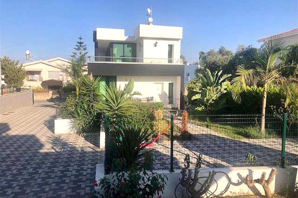 Kiralık 3+1 Villa. Girne, Ozanköy. Doğa Kolejine Yürüme Mesafesinde.