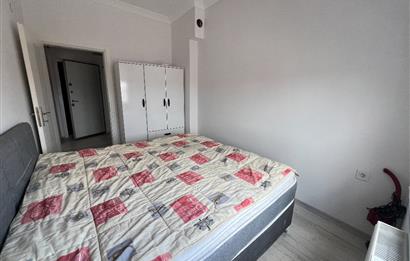 C21 BAL'DAN ÇARŞI MERKEZDE EŞYALI KİRALIK 1+1 YENİ DAİRE