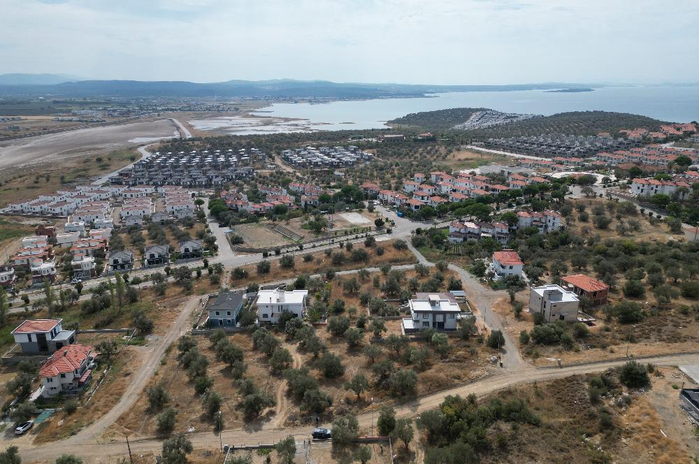 Gömeç Karaağaç'ta Satılık, 529 m² Villa Arsası