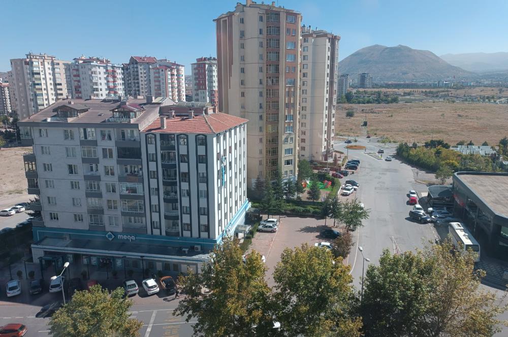 ALPASLAN MAHALLESİNDE 4+1 SATILIK DAİRE CENTURY21 ZİRVE'DEN