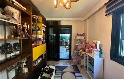 Gaziemir Ulka Beyaz Sitesi Satılık 3+1 Daire