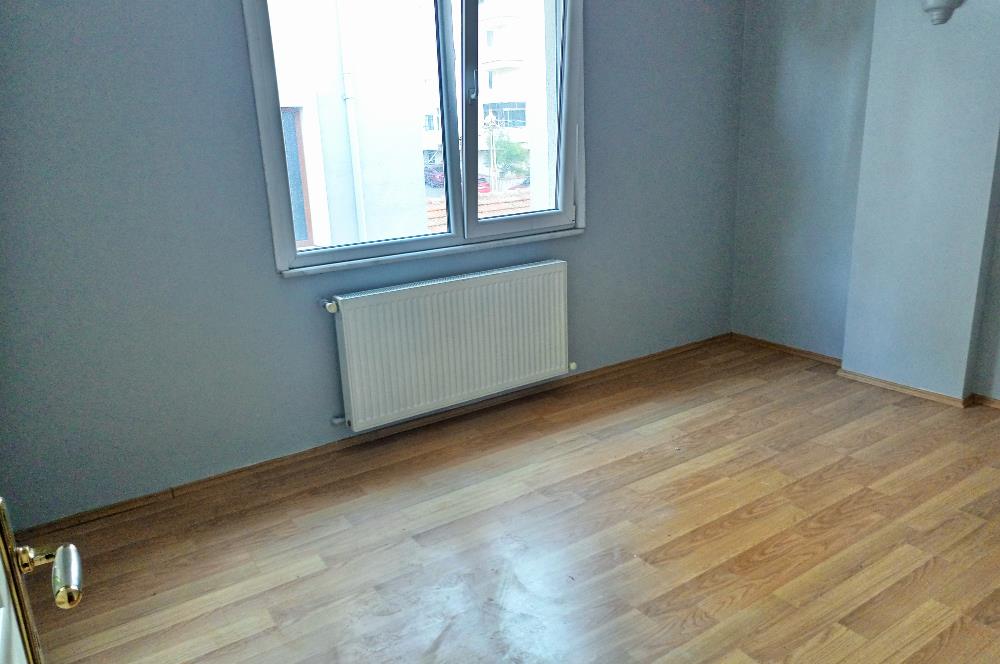 Sarıgazi merkezde kiralık 3+1 daire 