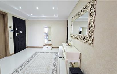 Mavişehir'de Satılık Deniz Manzaralı 177m2 3+1 Daire