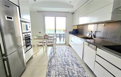 Mavişehir'de Satılık Deniz Manzaralı 177m2 3+1 Daire