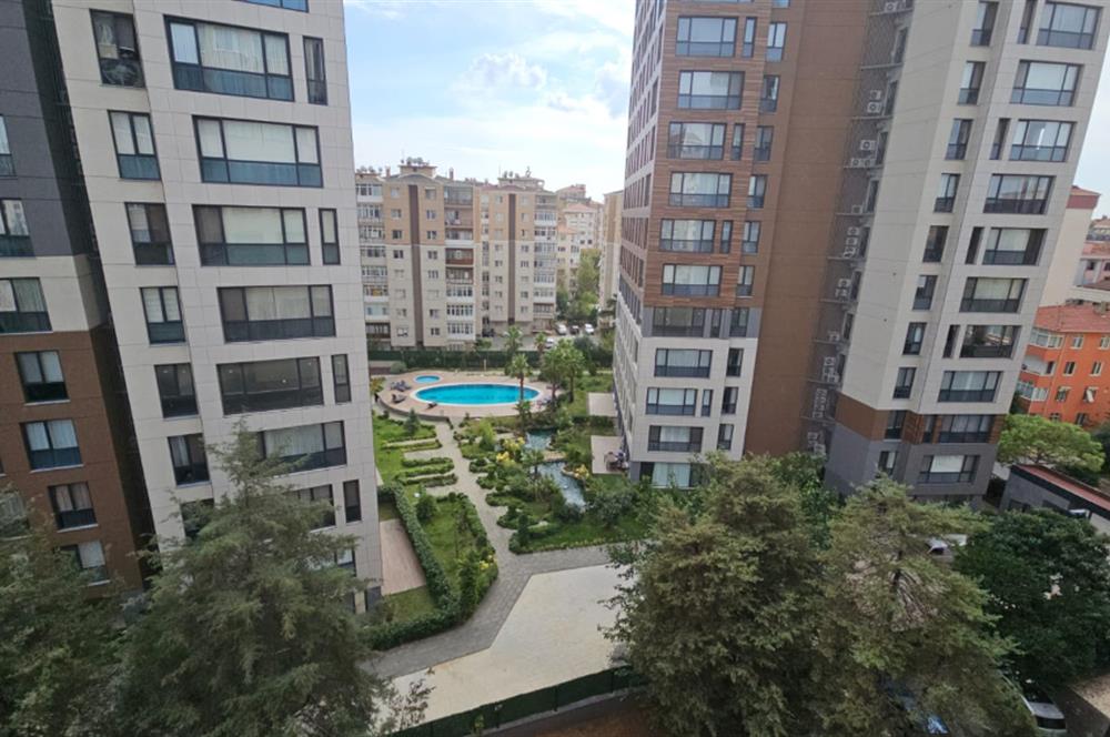 Maltepe Yalı Mahallesinde Satılık 3+1 Daire Marmarayın Yanı Başı