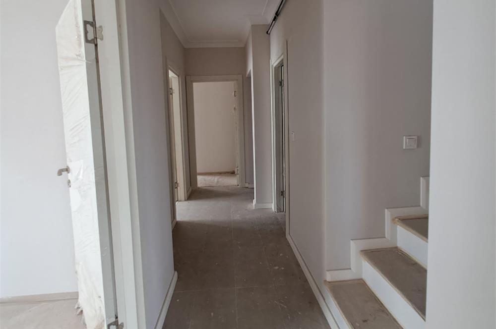 Maltepe waterside neighborhood first parcel 3+2 office flat with terrace