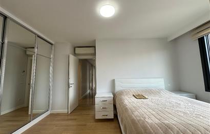 BAĞDAT CADDESİNE 2. BİNA CADDEBOSTAN`DA SATILIK 3+1 LÜX DAİRE