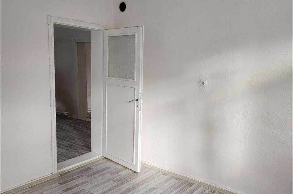 century21 Bal'dan Kars Merkez Yeni Mahalle'de 3+1 kiralık Daire.