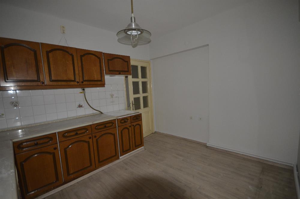 CENTURY21 BAL'DAN ESKİ KUYUMCULAR MAH ÖZMERKEZ YANI 3+1 KİRALIK OFİS