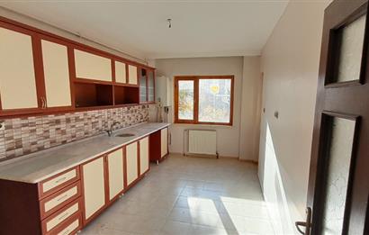 AKPINAR'DA CADDE ÜZERİNDE MANZARALI 2+1 KİRALIK DAİRE