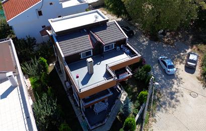 Çınarcık’da Denize Yakın Full Eşyalı Satılık Fırsat Villa