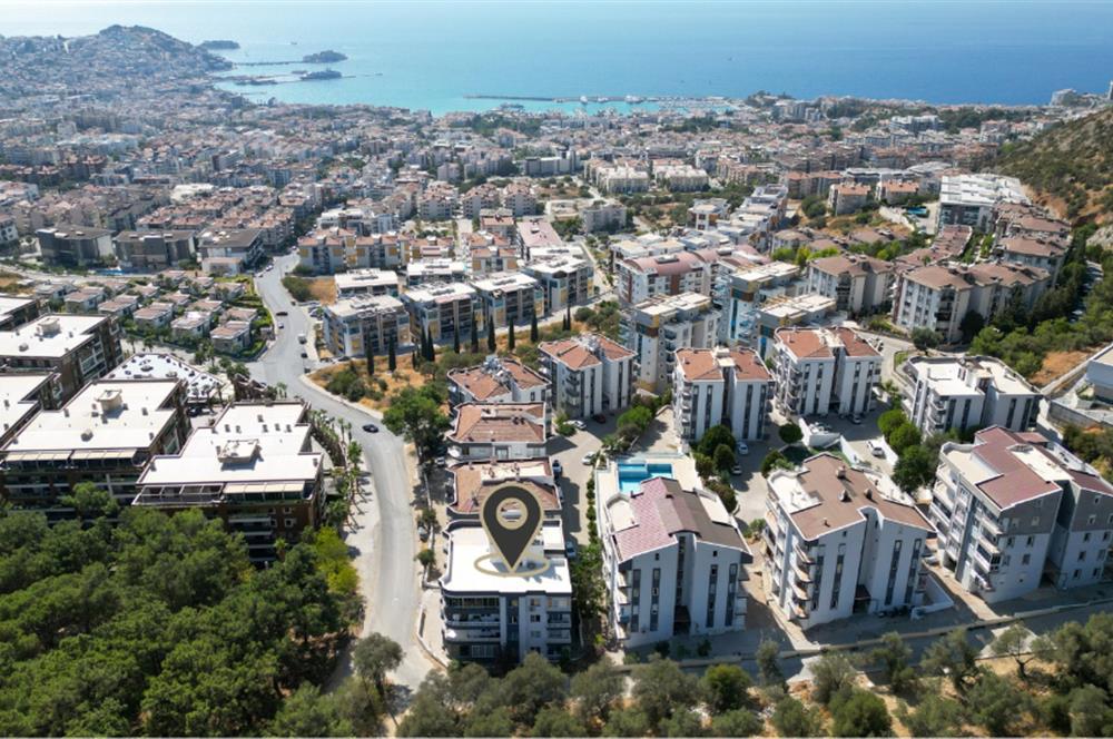 Kuşadası Ege Mahallesinde Deniz Manzaralı Havuzlu sitede 3+1 Daire