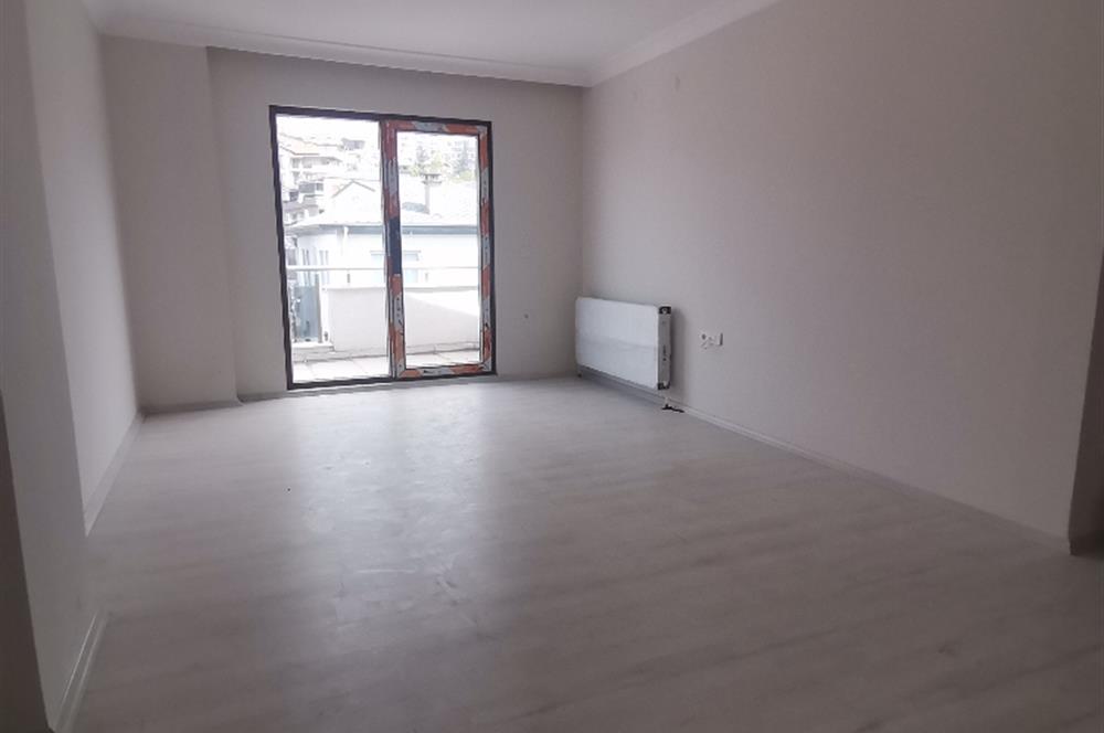 TOPÇULAR MAHALLESİ 4 YILLIK 3+1 DUBLEX SIFIR DAİRE