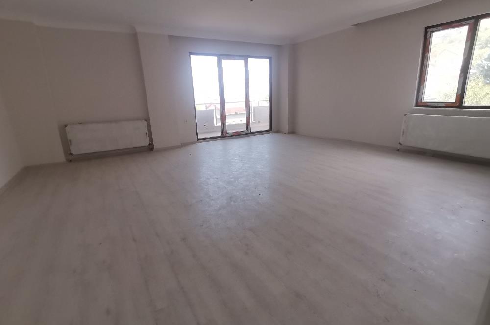 TOPÇULAR MAHALLESİ 4 YILLIK 3+1 DUBLEX SIFIR DAİRE