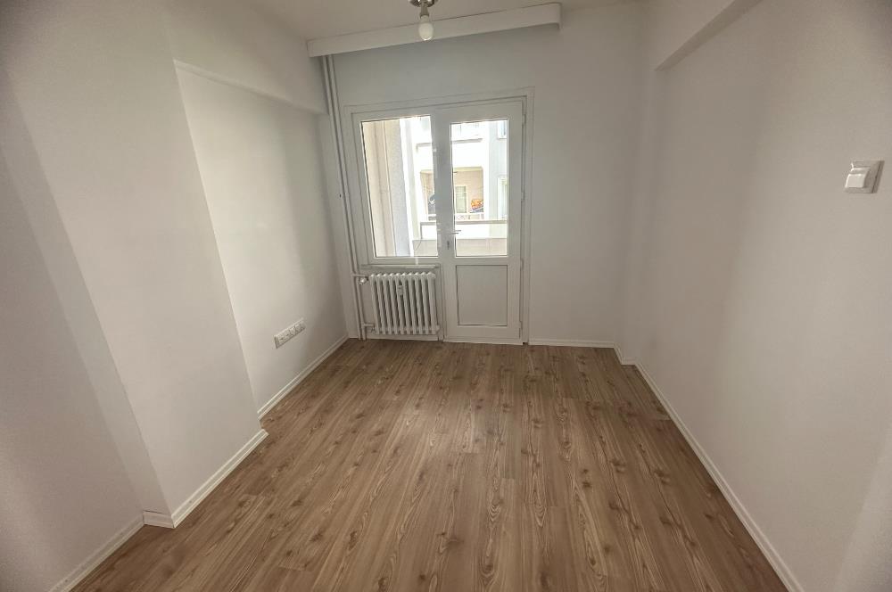 ÜSKÜDAR BARBAROS MAHALLESİ KÖŞK SİTESİNDE KİRALIK 2+1DAİRE