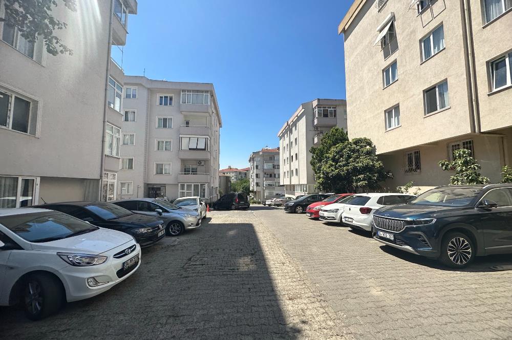 ÜSKÜDAR BARBAROS MAHALLESİ KÖŞK SİTESİNDE KİRALIK 2+1DAİRE