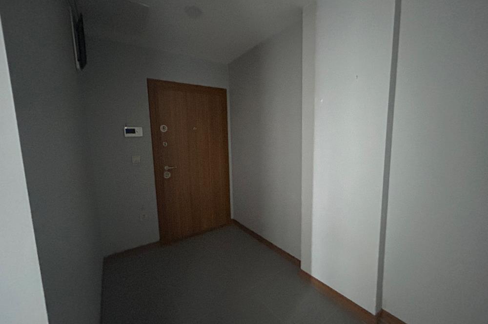 ONUR LİFE 180 SİTESİNDE KEYİFLİ TERASLI 2+1 SATILIK DAİRE