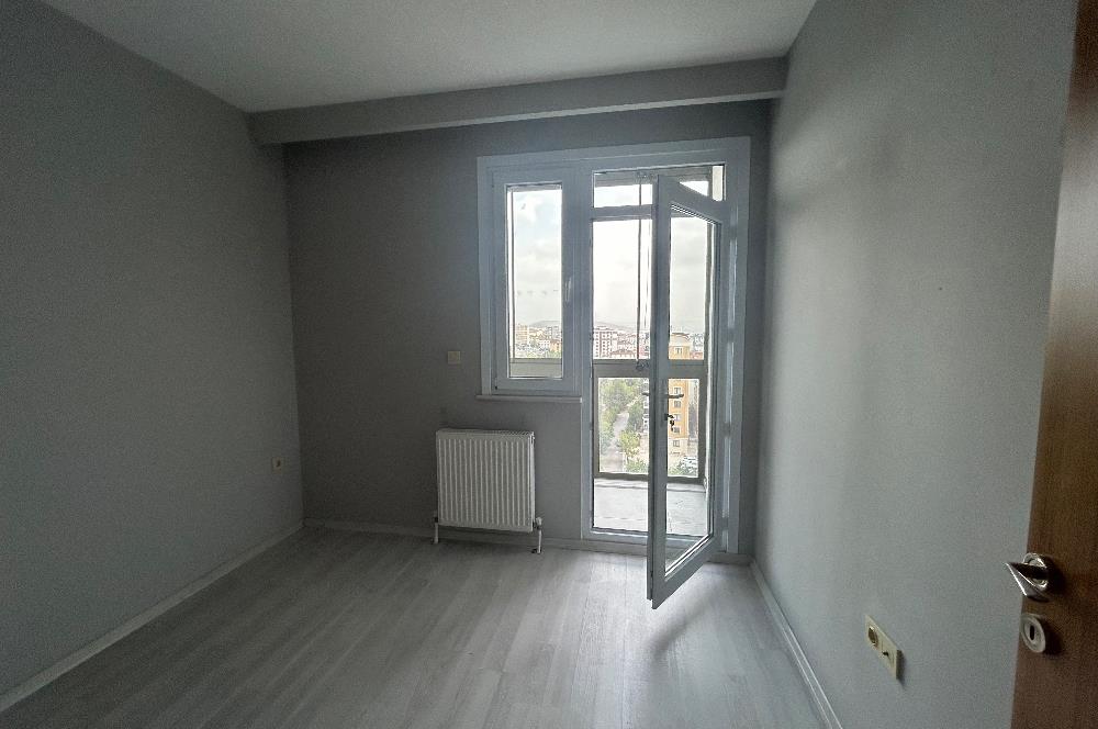 ONUR LİFE 180 SİTESİNDE KEYİFLİ TERASLI 2+1 SATILIK DAİRE