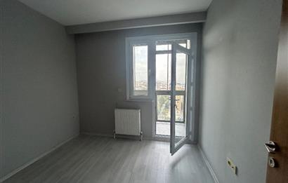 ONUR LİFE 180 SİTESİNDE KEYİFLİ TERASLI 2+1 SATILIK DAİRE