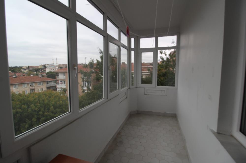 KOŞUYOLU ATAYURT SİTESİNDE BAKIMLI ,FERAH 3+1 KİRALIK