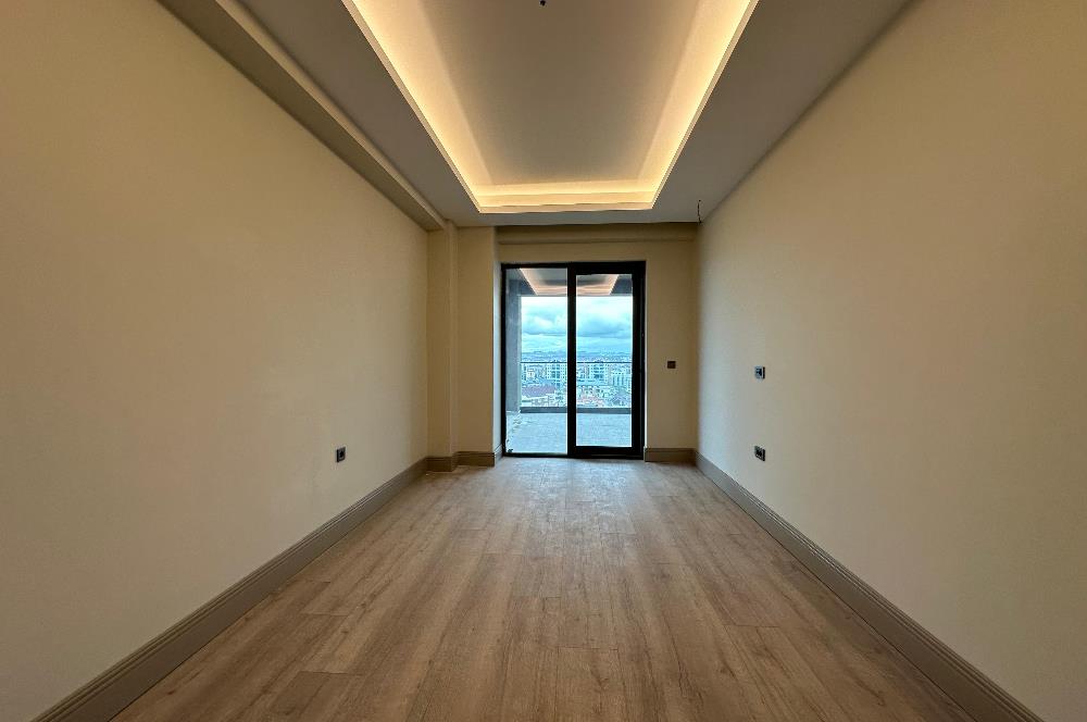 MOSSA 101 'DE 4+1 ARA KAT SATILIK DAİRE