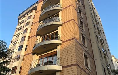 BÖYLESİ AZ BULUNUR, KATTA TEK 4+1 190m2 NET KULLANIMLI KOMBİLİ