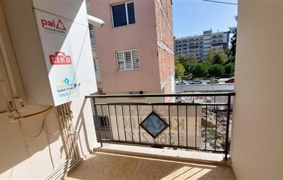 Bayraklı Manavkuyu 3+1 Doğalgaz Kapalı Mutfak Kiralık Daire