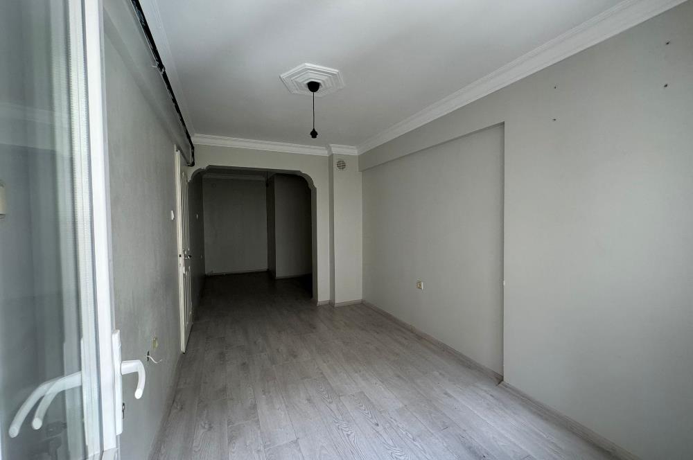 Karşıyaka Ordu Caddesi'nde Satılık Dublex 3+1 Daire 