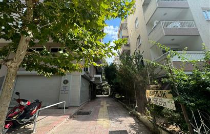 Karşıyaka Ordu Caddesi'nde Satılık Dublex 3+1 Daire 