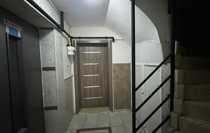 Karşıyaka Ordu Caddesi'nde Satılık Dublex 3+1 Daire 