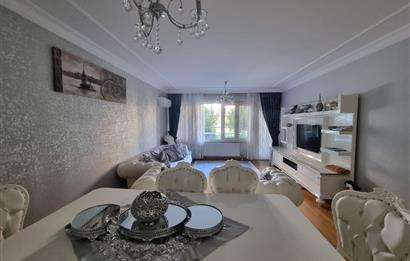 Bahçelievler Saklı Vadi Konaklarında Satılık 3+1 155m2 Daire