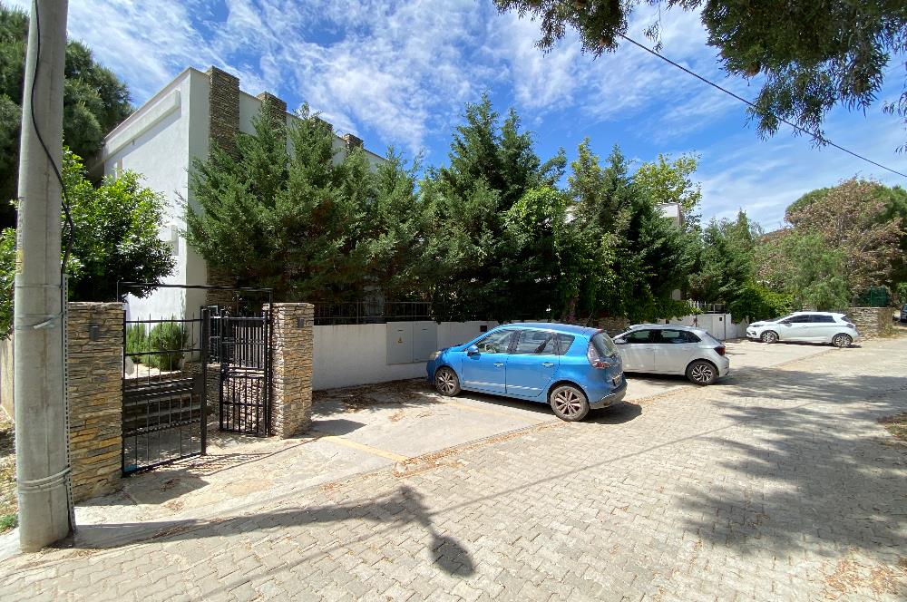 Ortakent Merkez de 3+1 Ebeveyn Banyolu Kiralık Daire