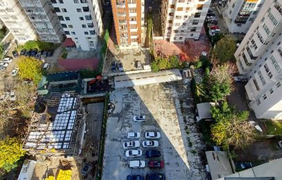 ERENKÖY BAĞDAT CAD. MARMARAYA YAKIN DENİZ MANZARALI SİTEDE 3+1 135 m2