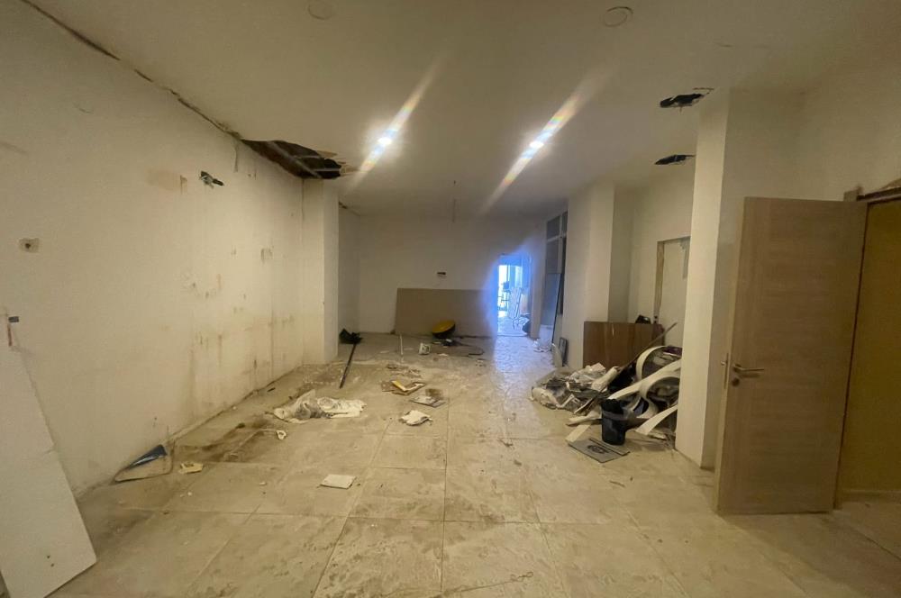 GÜLLÜBAĞLAR TANDOĞAN CADDESİNDE CADDE CEPHELİ 322 M2 DÜKKAN