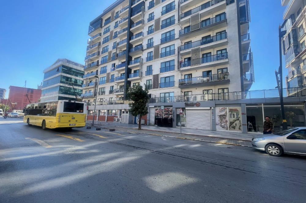 GÜLLÜBAĞLAR TANDOĞAN CADDESİNDE CADDE CEPHELİ 322 M2 DÜKKAN