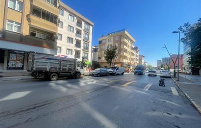 GÜLLÜBAĞLAR TANDOĞAN CADDESİNDE CADDE CEPHELİ 322 M2 DÜKKAN