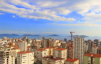 ERENKÖY BAĞDAT CAD. MARMARAYA YAKIN DENİZ MANZARALI SİTEDE 3+1 135 m2