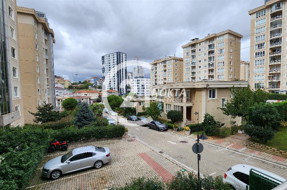 ATAŞEHİR MERİT LİFE GÖL KONAKLARINDA 3+1 180 m2 BOŞ DAİRE