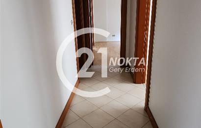 ATAŞEHİR MERİT LİFE GÖL KONAKLARINDA 3+1 180 m2 BOŞ DAİRE