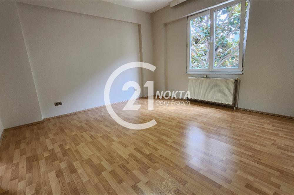 ATAŞEHİR MERİT LİFE GÖL KONAKLARINDA 3+1 180 m2 BOŞ DAİRE